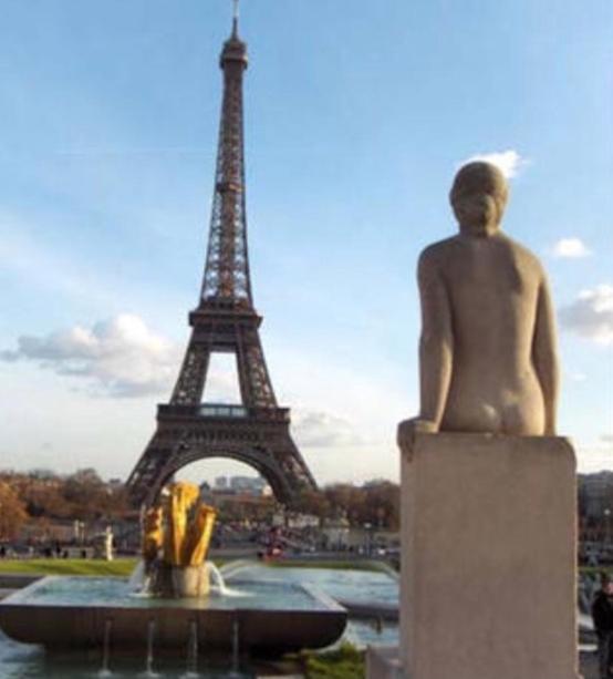 Le Louvre - Montorgeuil *